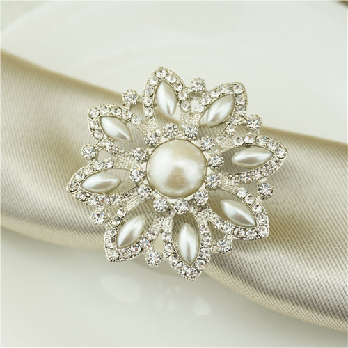 Pearl & Rhinestone Flower Napkin Ring