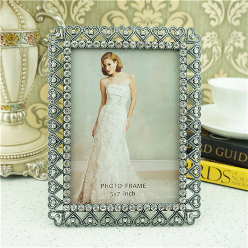 Antique Silver Heart Loop Crystal Photo Frame