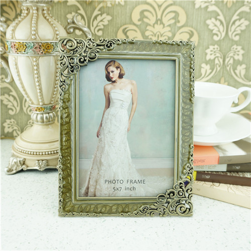 Baroque Scroll Corner Enamel Photo Frame - view 3