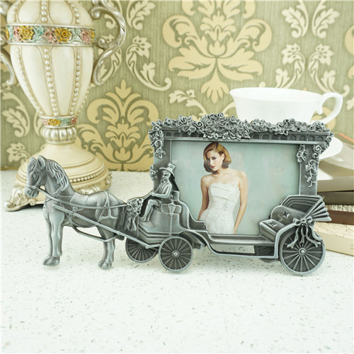 Antique Silver Horse-Drawn Carriage Photo Frame