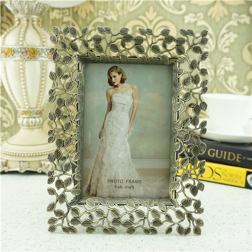 Openwork Leaf Vine Antique Metal Photo Frame - view 3