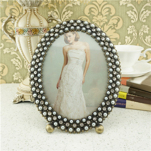 Oval Jeweled Bead Cluster Photo Frame - view 3