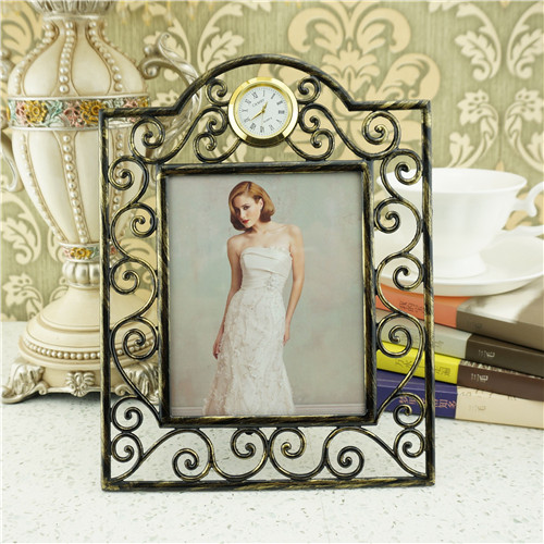 Scrollwork Clock Vintage Metal Photo Frame - view 1