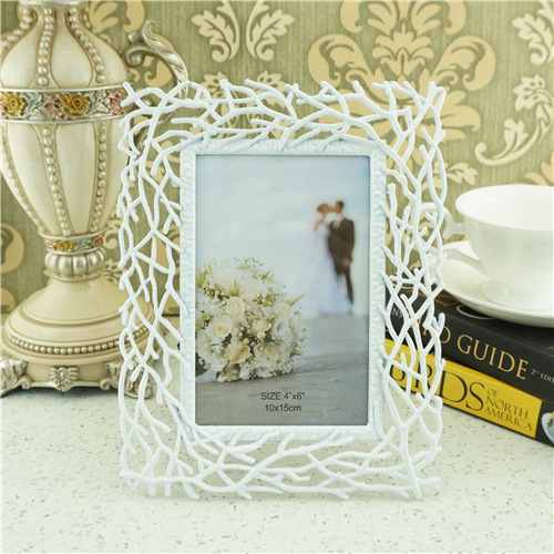 White Branchwork Lattice Modern Photo Frame