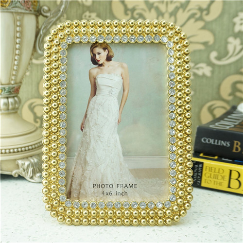 Bubble-Set Crystal Halo Multi-Shape Photo Frame Collection - view 3