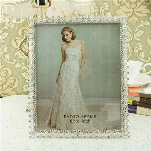 Scalloped Diamond-Lattice Crystal Portrait Photo Frame - view 2