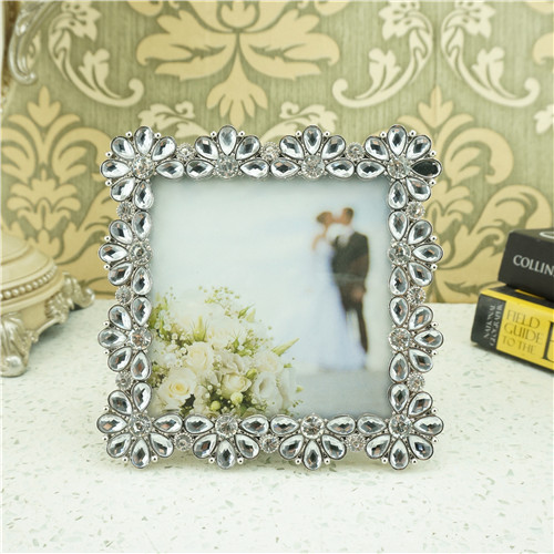 Teardrop-Petal Daisy Cluster Jeweled Metal Photo Frame - view 1